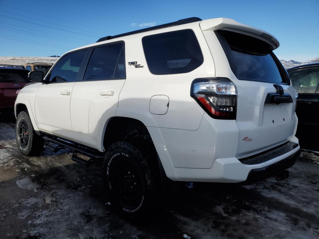 2019 Toyota 4Runner VIN JTEBU5JR8K5702284 Copart auction photo, front end / side damage thumbnail 2