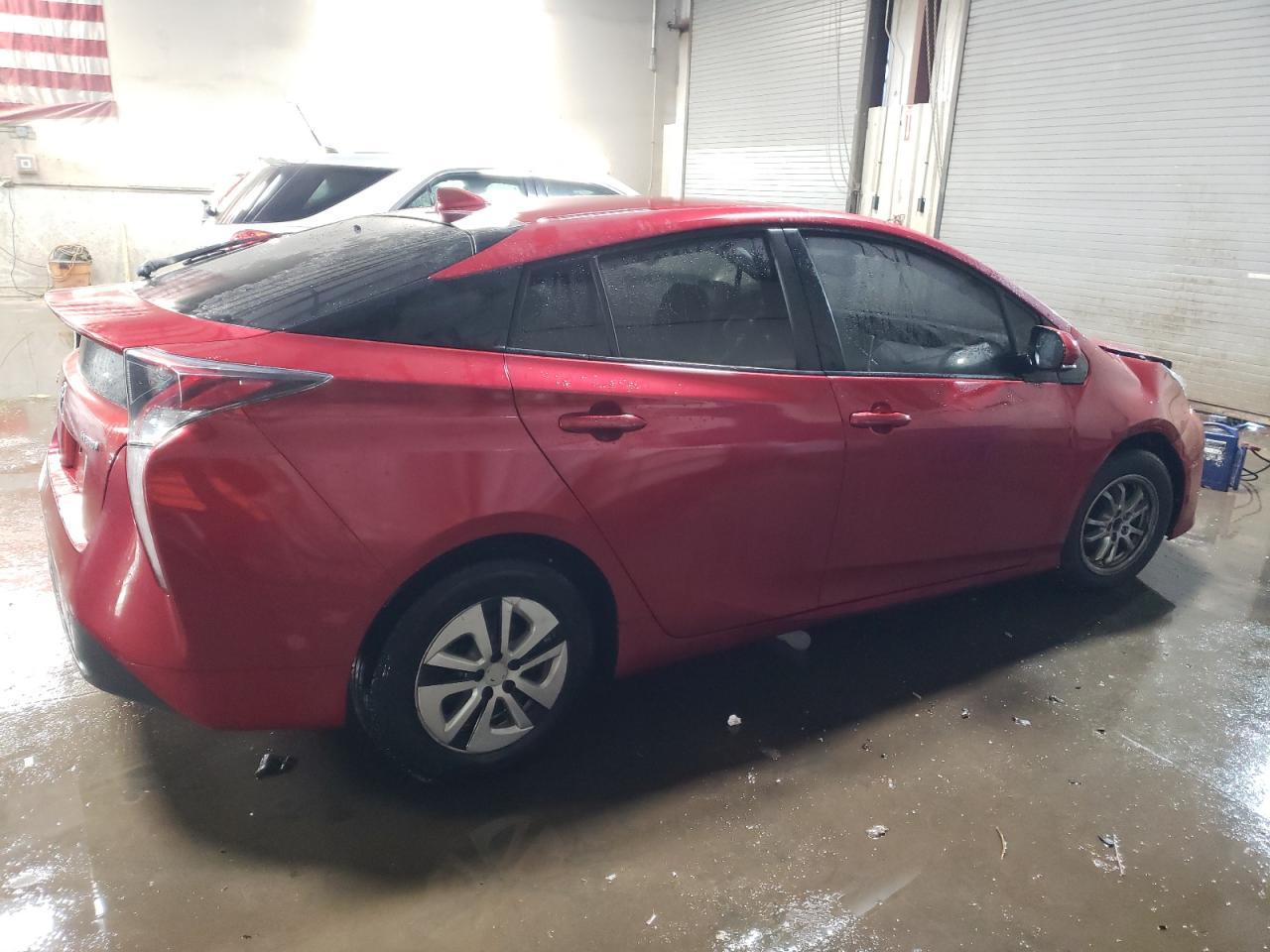 2016 Toyota Prius VIN JTDKARFU2G3502652 Copart auction photo, front end damage thumbnail 3