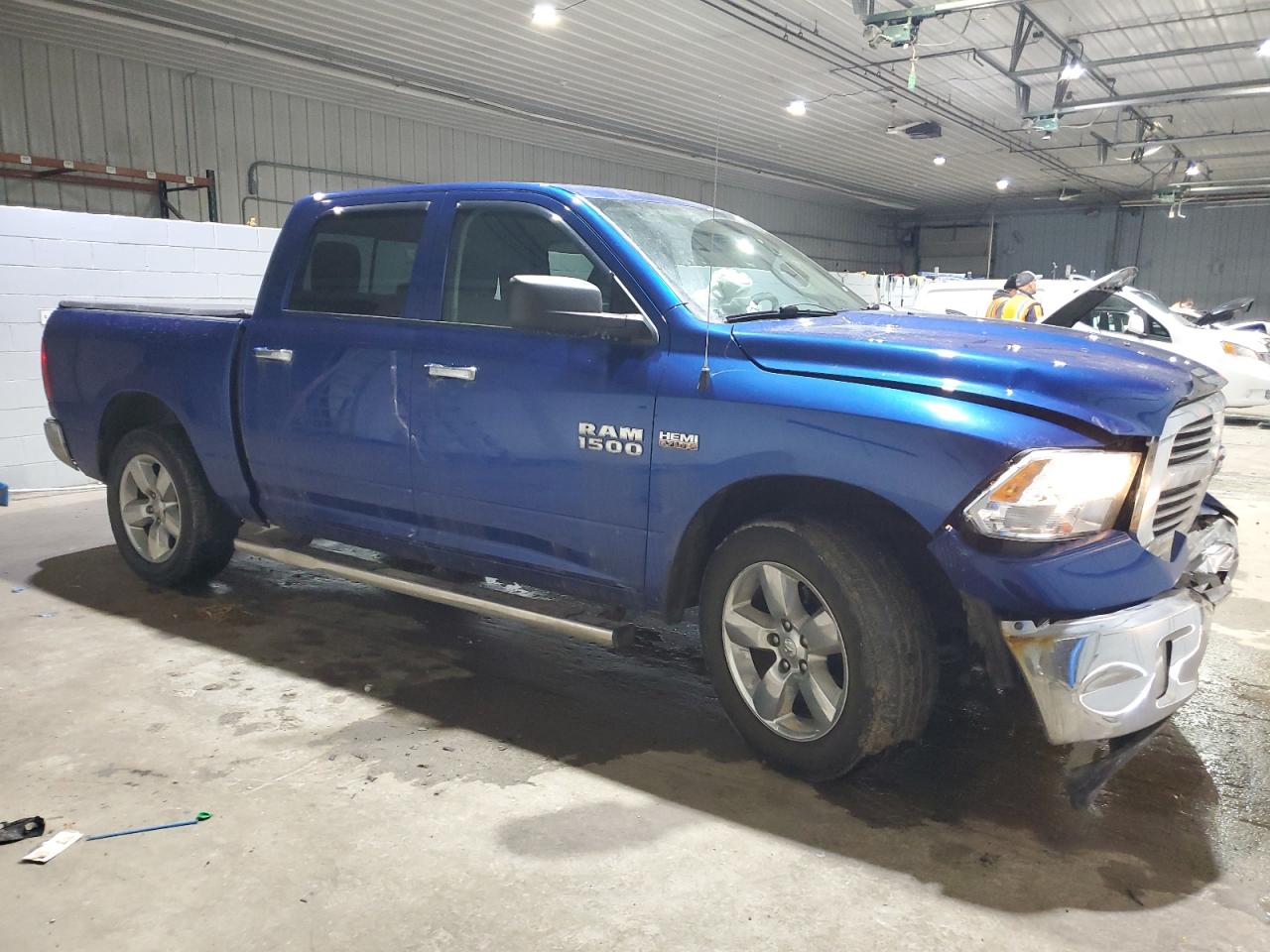 2015 RAM 1500 VIN 1C6RR7LT8FS731422 Copart auction photo, front end / minor dent/scratches damage thumbnail 4