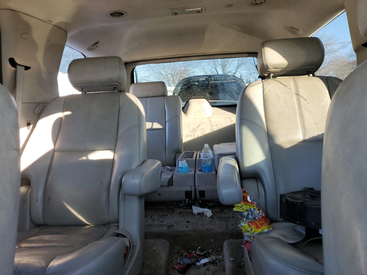 2007 Chevrolet Tahoe VIN 1GNFK13077R282740 Copart auction photo, rear end / side damage thumbnail 10