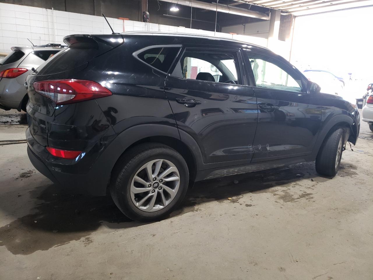 2016 Hyundai Tucson VIN KM8J3CA41GU036261 Copart auction photo, vandalism / all over damage thumbnail 3