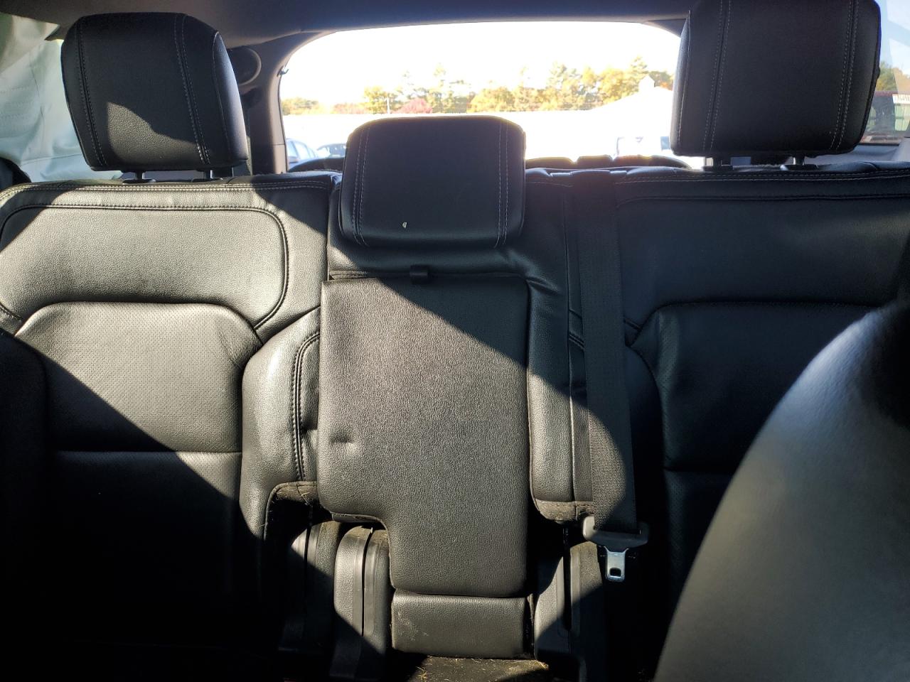2016 Ford Explorer VIN 1FM5K8F82GGA36412 Copart auction photo, front end damage thumbnail 10