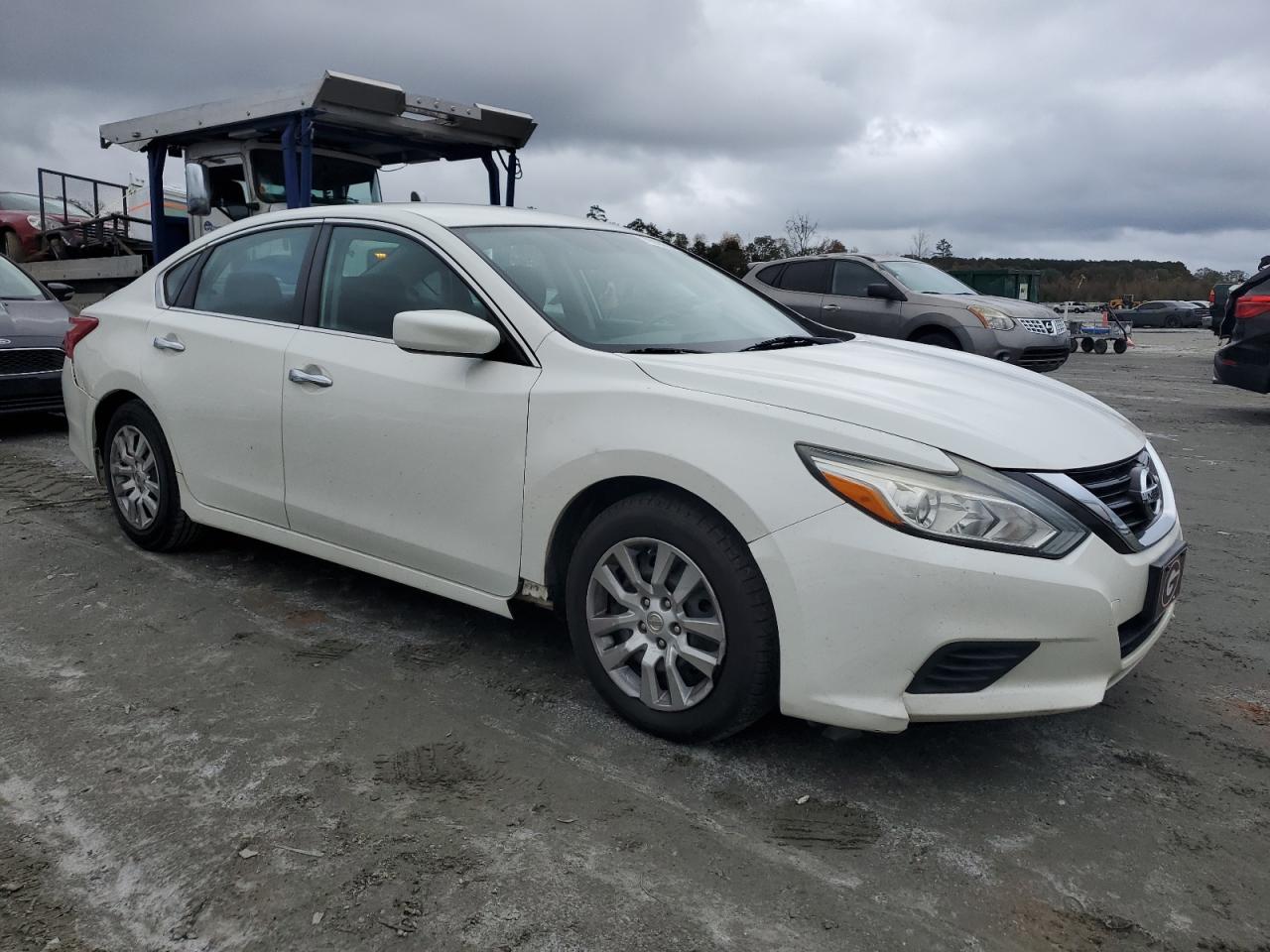 2016 Nissan Altima VIN 1N4AL3AP5GN349604 Copart auction photo, rear end / minor dent/scratches damage thumbnail 4