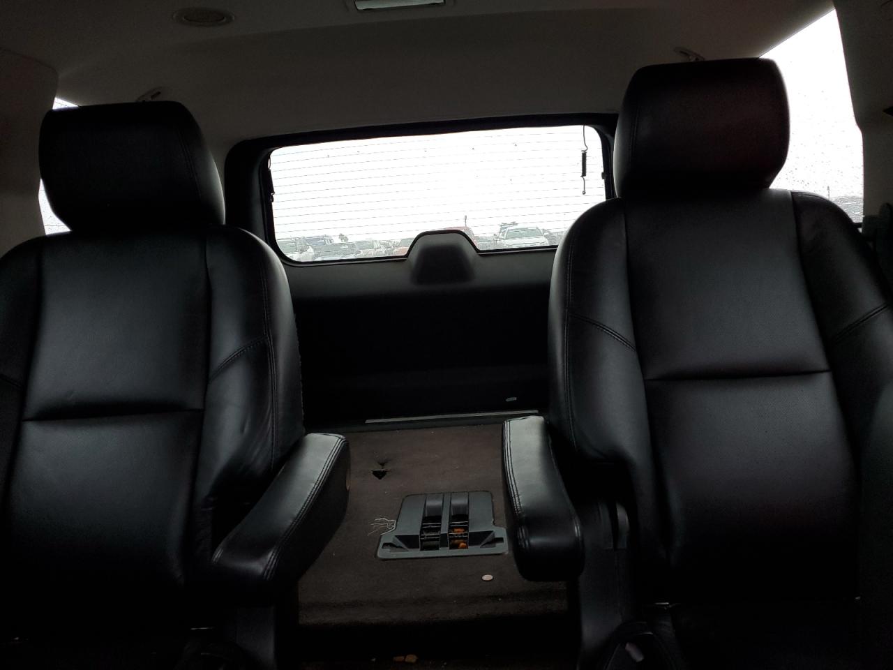 2011 Cadillac Escalade VIN 1GYS3AEFXBR160754 Copart auction photo, front end damage thumbnail 10