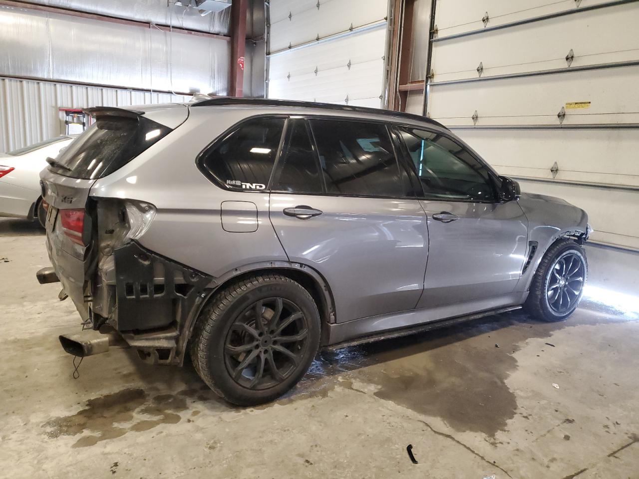 2017 BMW X5 VIN 5UXKR6C30H0J84891 Copart auction photo, front end / rear end damage thumbnail 3