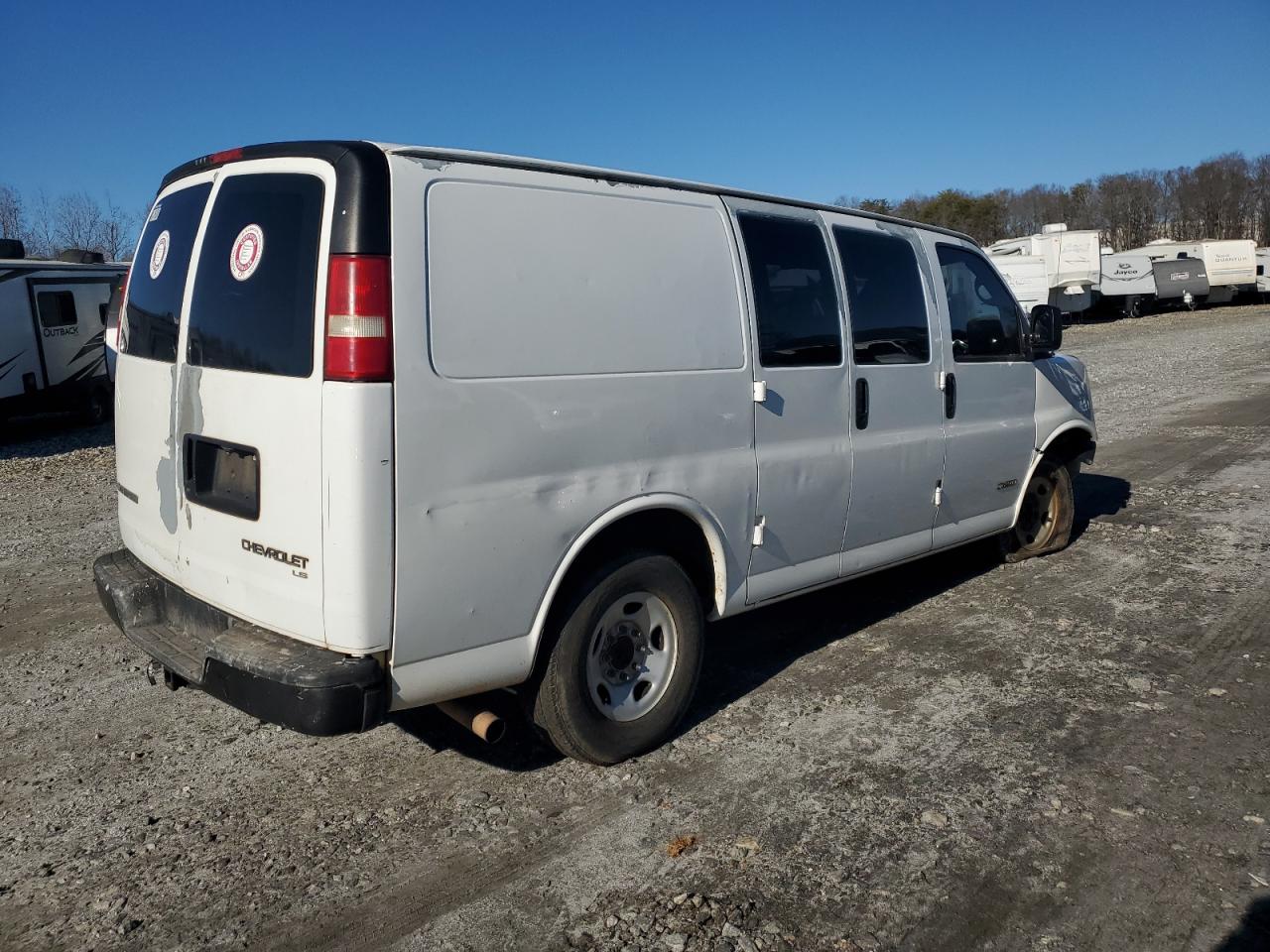 2005 Chevrolet Express VIN 1GCGG25U651131128 Copart auction photo, front end damage thumbnail 3