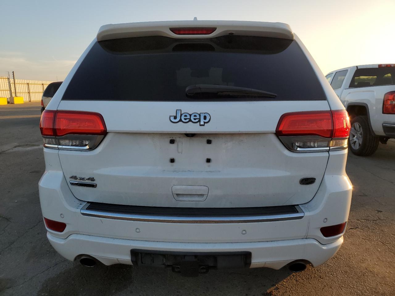 2014 Jeep Grand Cherokee VIN 1C4RJFCM0EC299937 Copart auction photo, front end / undercarriage damage thumbnail 6