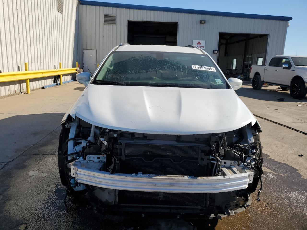 2019 Chrysler Pacifica VIN 2C4RC1BG3KR559744 Copart auction photo, rear end / front end damage thumbnail 5