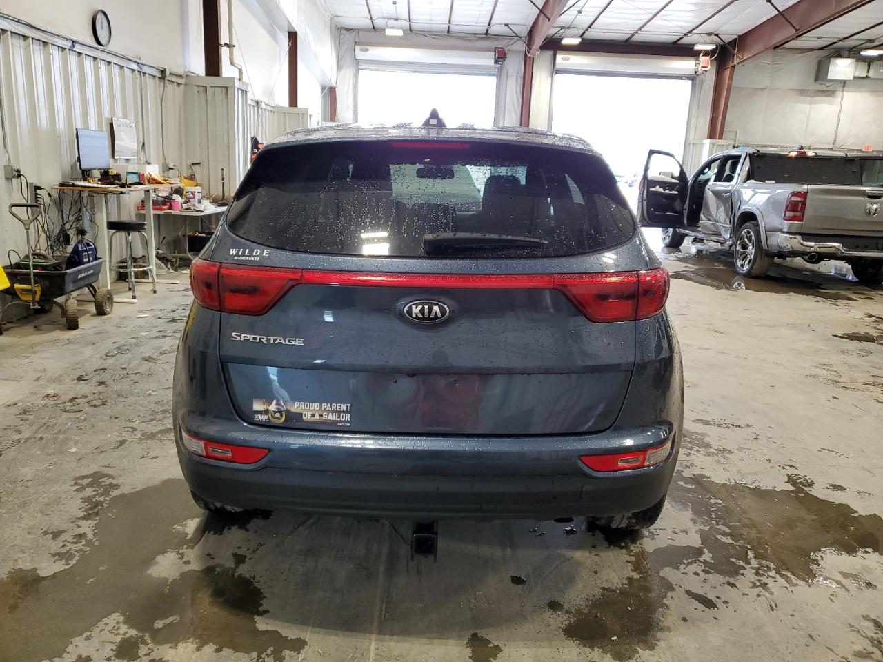 2018 KIA Sportage VIN KNDPMCAC6J7430069 Copart auction photo, front end / side damage thumbnail 5