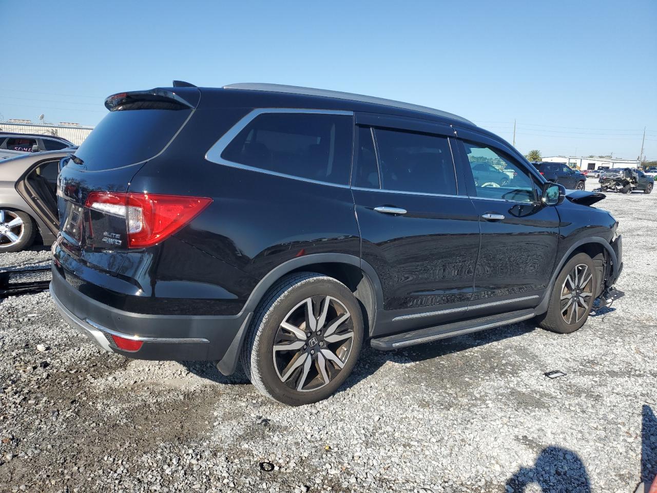 2022 Honda Pilot VIN 5FNYF6H08NB042871 Copart auction photo, front end damage thumbnail 3