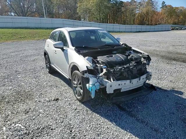 2016 Mazda CX-3 VIN JM1DKBD71G0117367 Copart auction photo, front end damage thumbnail 11