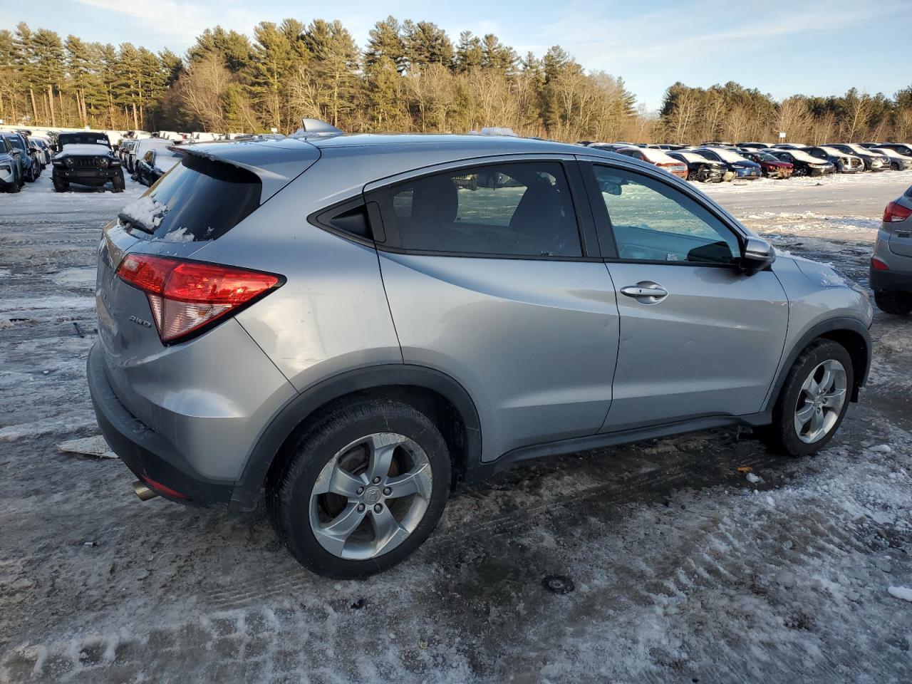 2017 Honda HR-V VIN 3CZRU6H55HM713722 Copart auction photo, front end / side damage thumbnail 3