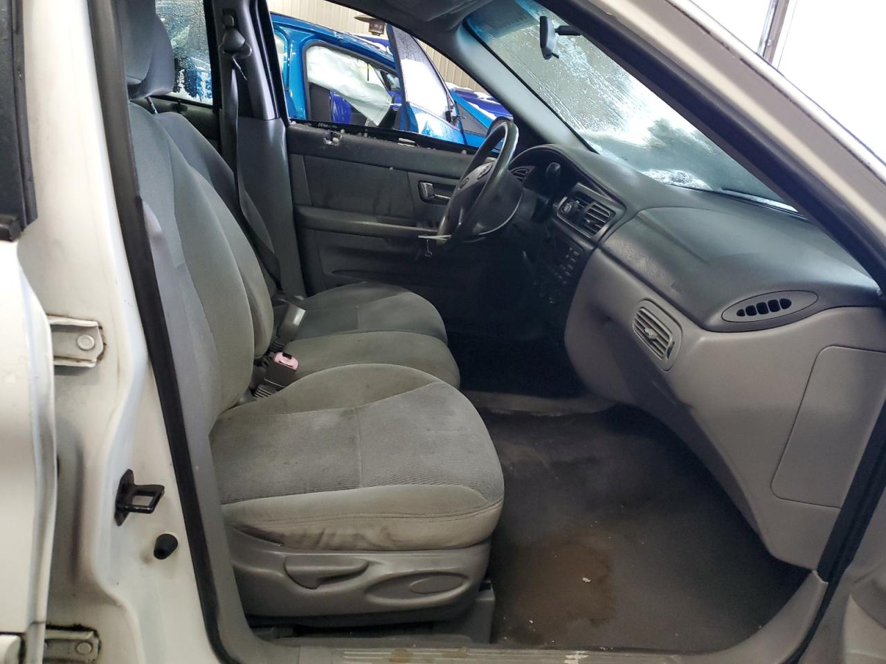 2001 Ford Taurus VIN 1FAFP55U11A102875 Copart auction photo, side / minor dent/scratches damage thumbnail 7