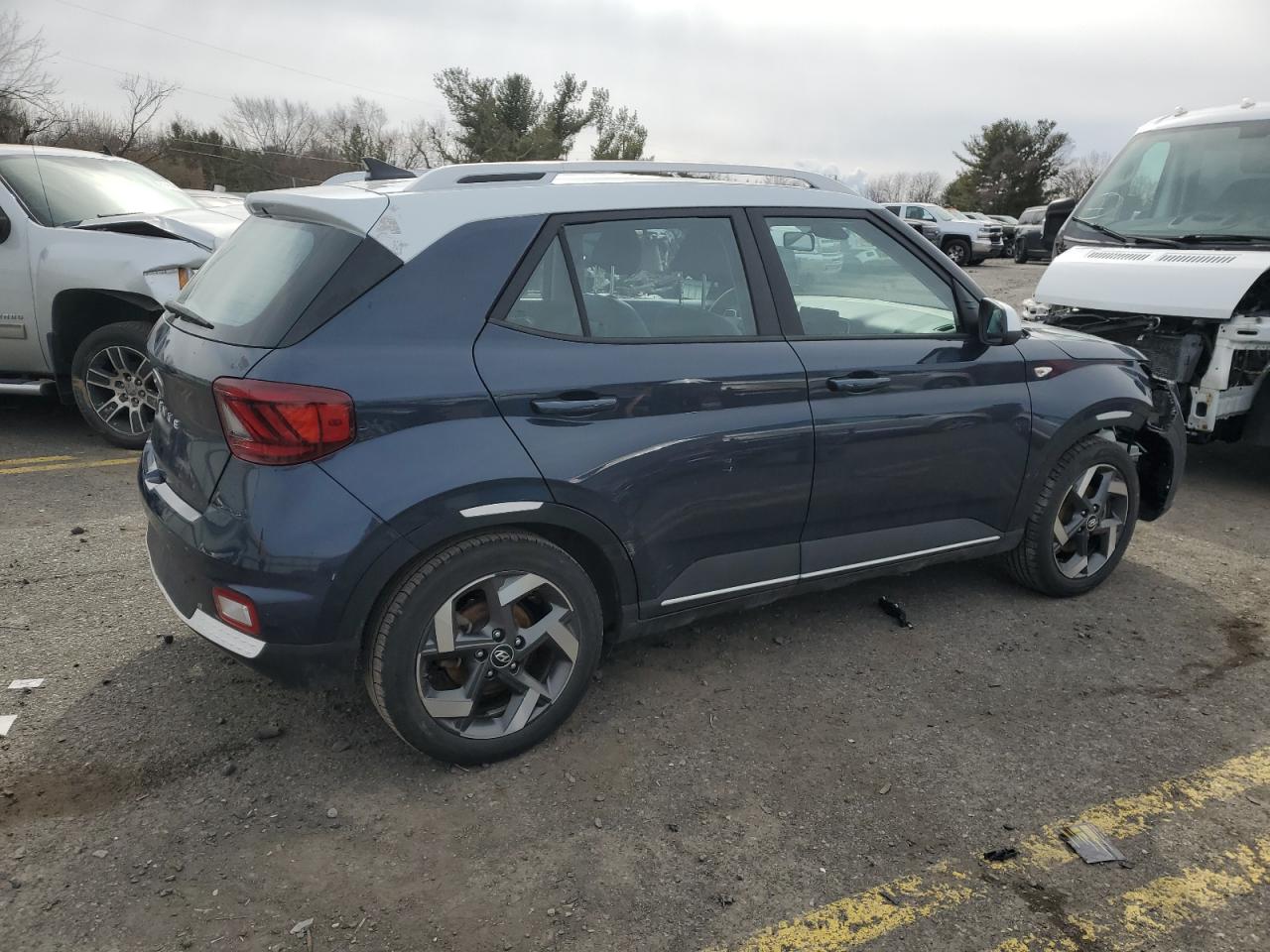 2021 Hyundai Venue VIN KMHRC8A30MU081694 Copart auction photo, front end damage thumbnail 3