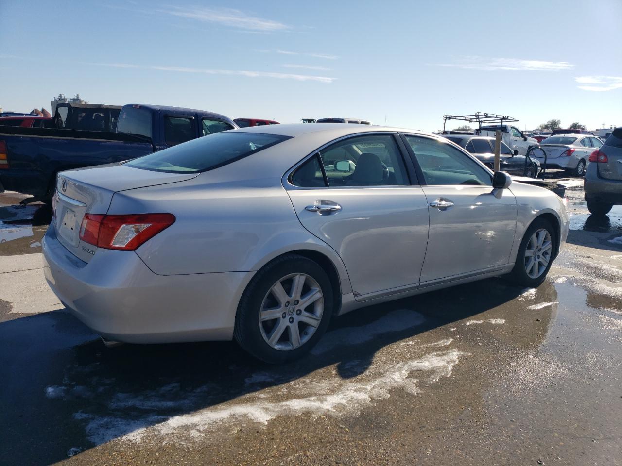 2008 Lexus ES VIN JTHBJ46G882187066 Copart auction photo, all over / front end damage thumbnail 3