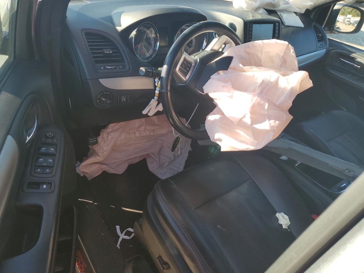 2018 Dodge Caravan VIN 2C4RDGEG0JR319089 Copart auction photo, front end / minor dent/scratches damage thumbnail 8