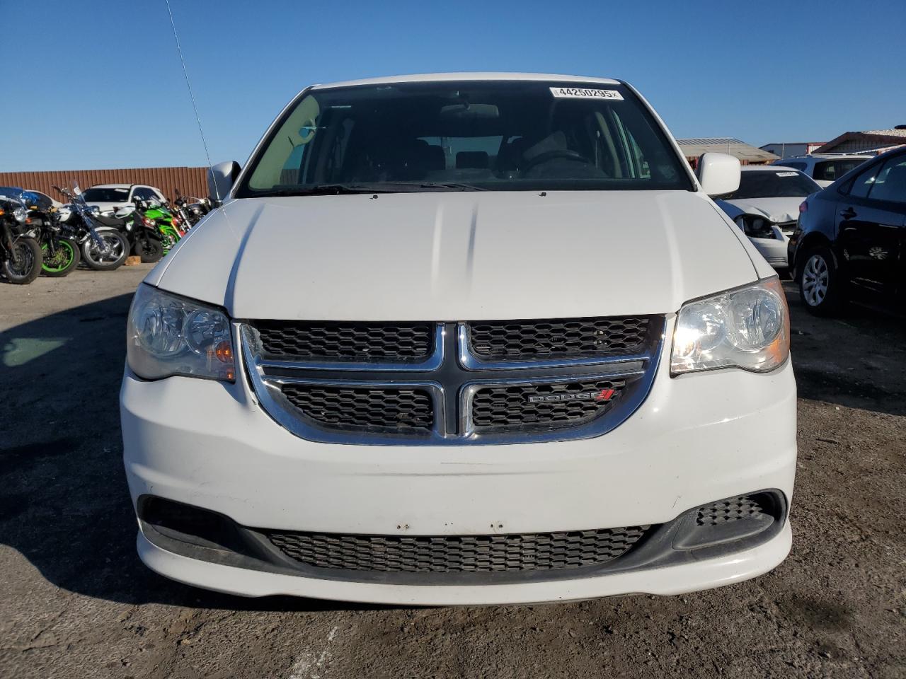 2016 Dodge Caravan VIN 2C4RDGCGXGR181699 Copart auction photo, mechanical damage thumbnail 5