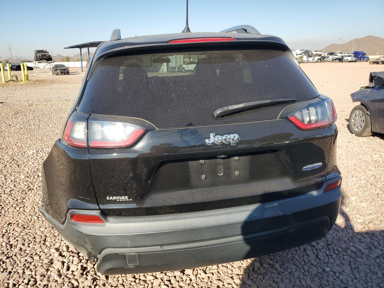 2019 Jeep Grand Cherokee VIN 1C4PJLCB4KD215452 Copart auction photo, all over damage thumbnail 6