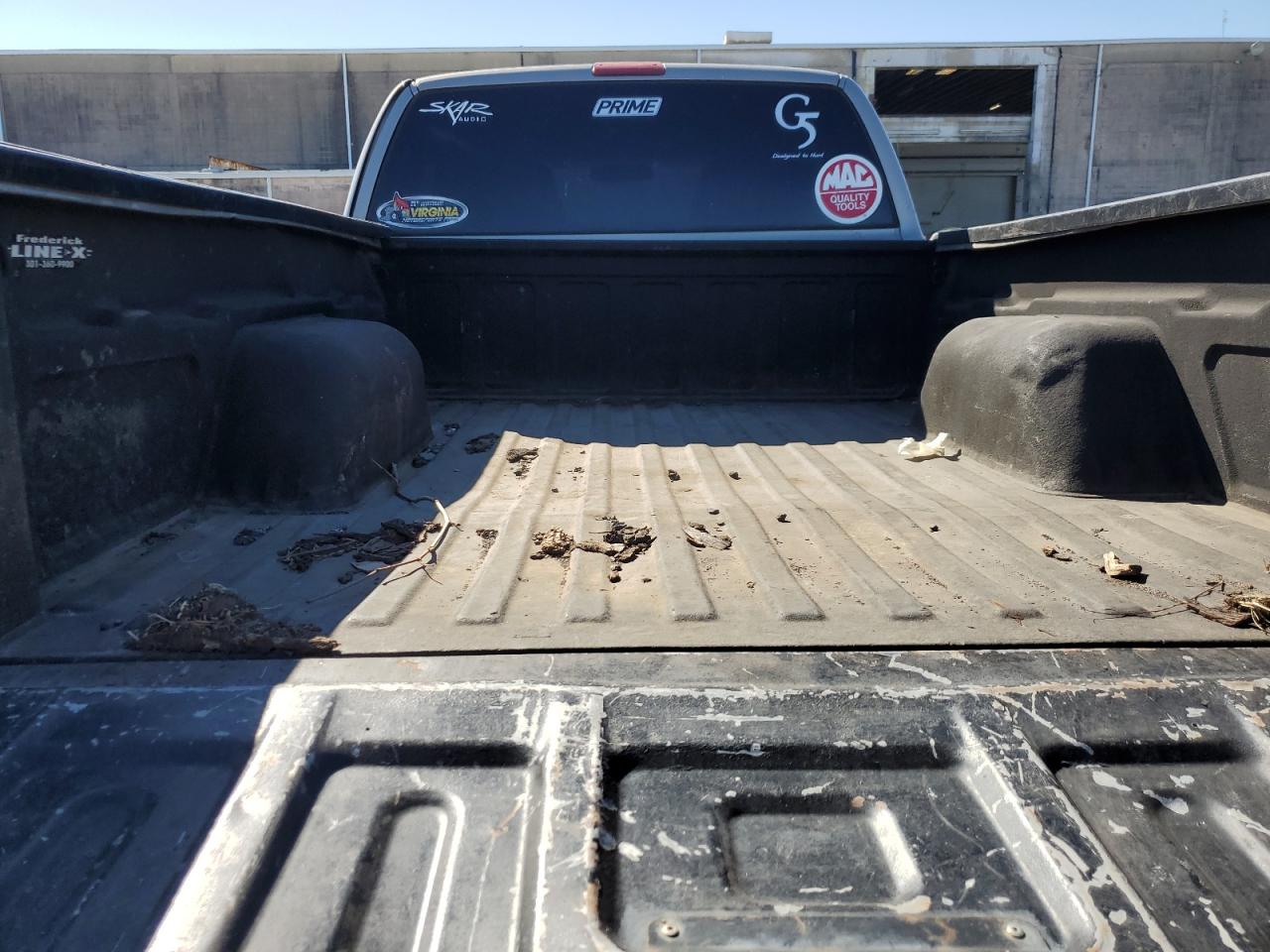 2002 Chevrolet S-10 Pickup VIN 1GCDT19W228136236 Copart auction photo, all over damage thumbnail 10