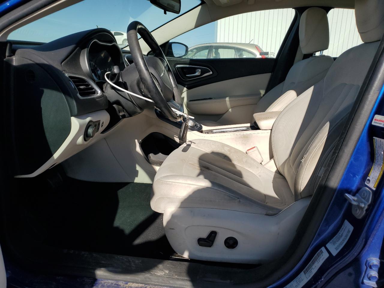 2015 Chrysler 200 VIN 1C3CCCAB3FN660667 Copart auction photo, front end damage thumbnail 7