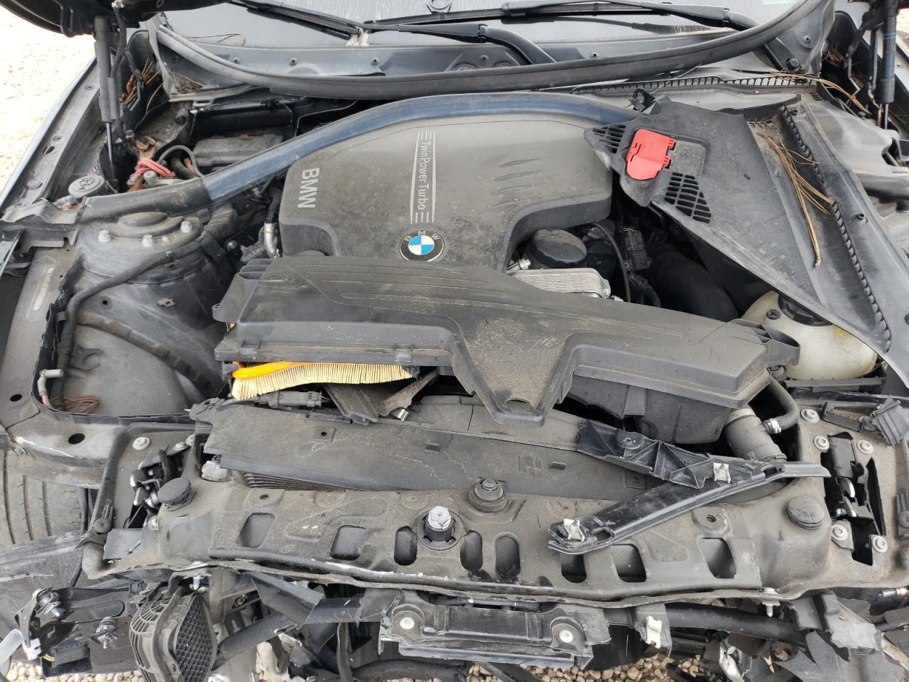 2015 BMW 3er VIN WBA3C1C51FP853568 Copart auction photo, front end damage thumbnail 11