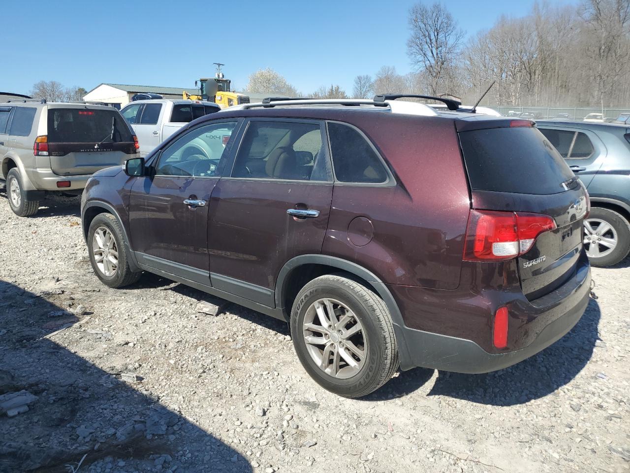 2014 KIA Sorento VIN 5XYKT3A67EG506527 Copart auction photo, rear end damage thumbnail 2