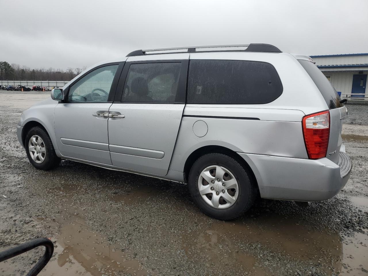 2008 KIA Sedona VIN KNDMB233886219696 Copart auction photo, side damage thumbnail 2