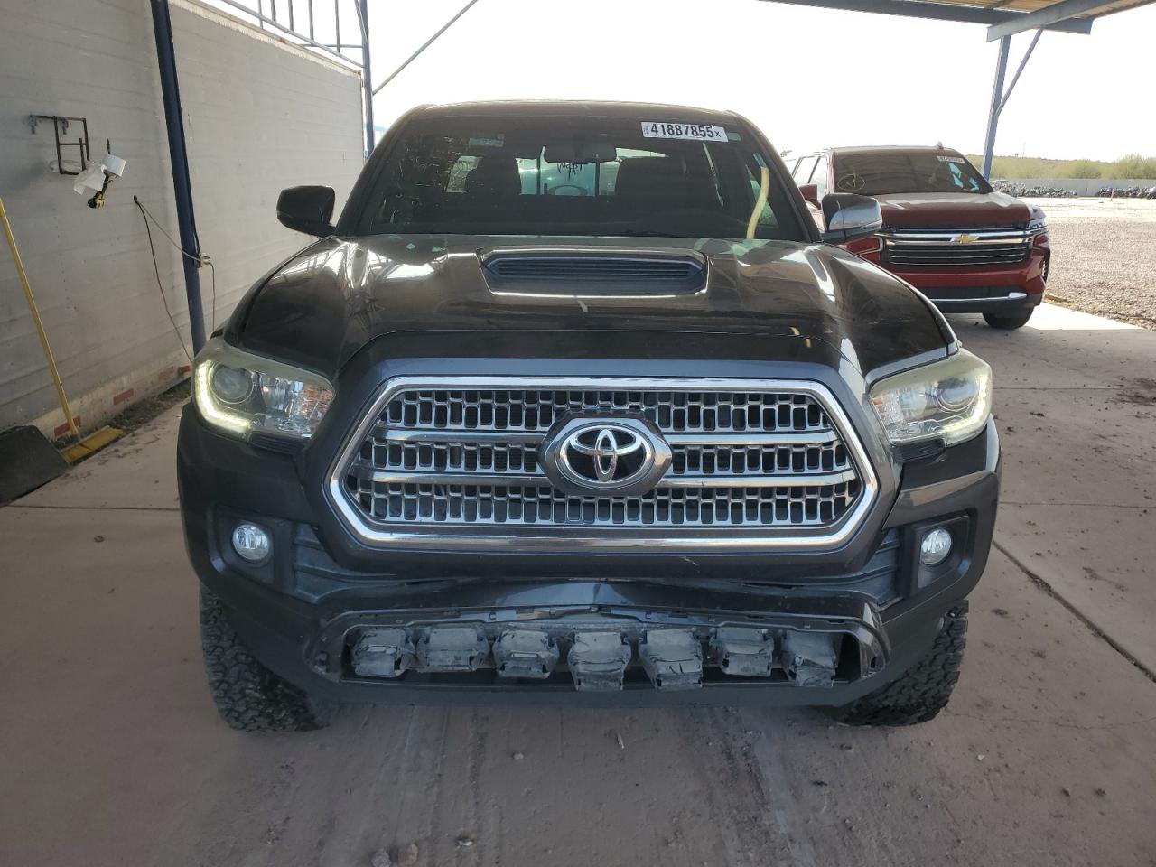 2017 Toyota Tacoma VIN 3TMAZ5CN6HM038193 Copart auction photo, rear end damage thumbnail 5
