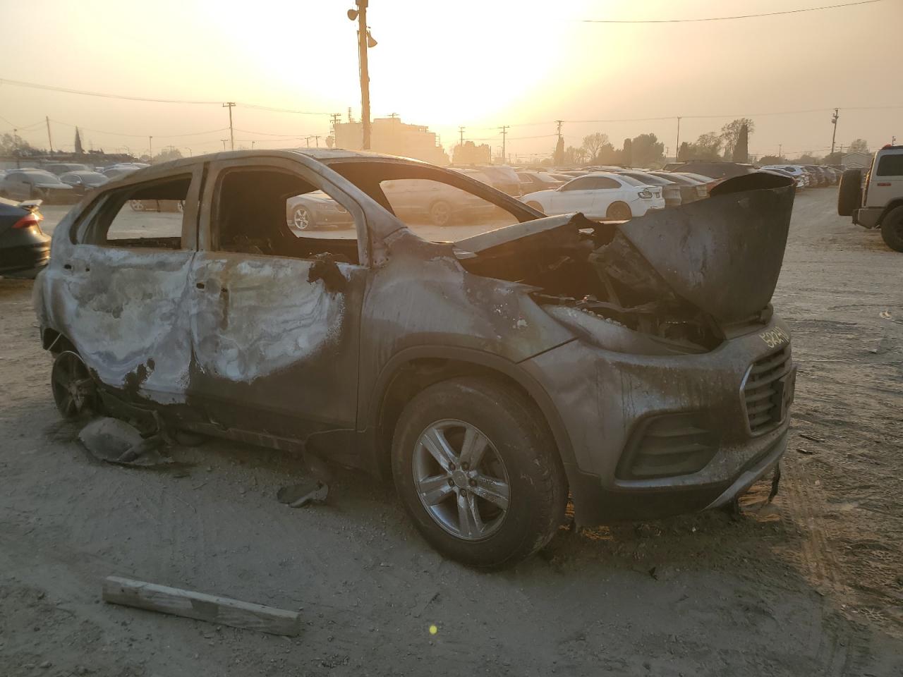 2020 Chevrolet Trax VIN 3GNCJLSB0LL232221 Copart auction photo, burn damage thumbnail 4