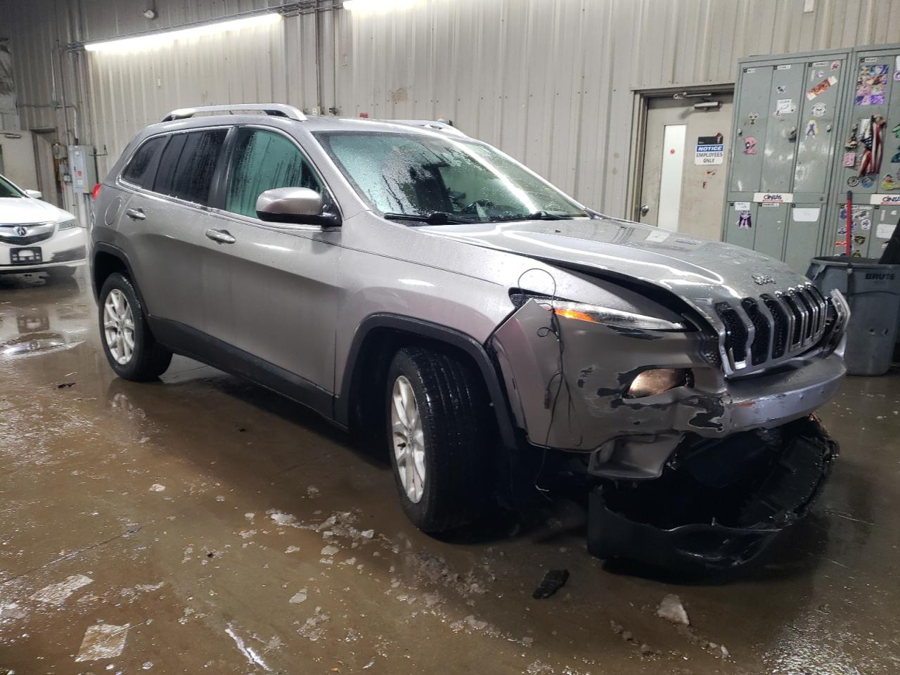 2016 Jeep Grand Cherokee VIN 1C4PJLCB4GW110597 Copart auction photo, front end damage thumbnail 4