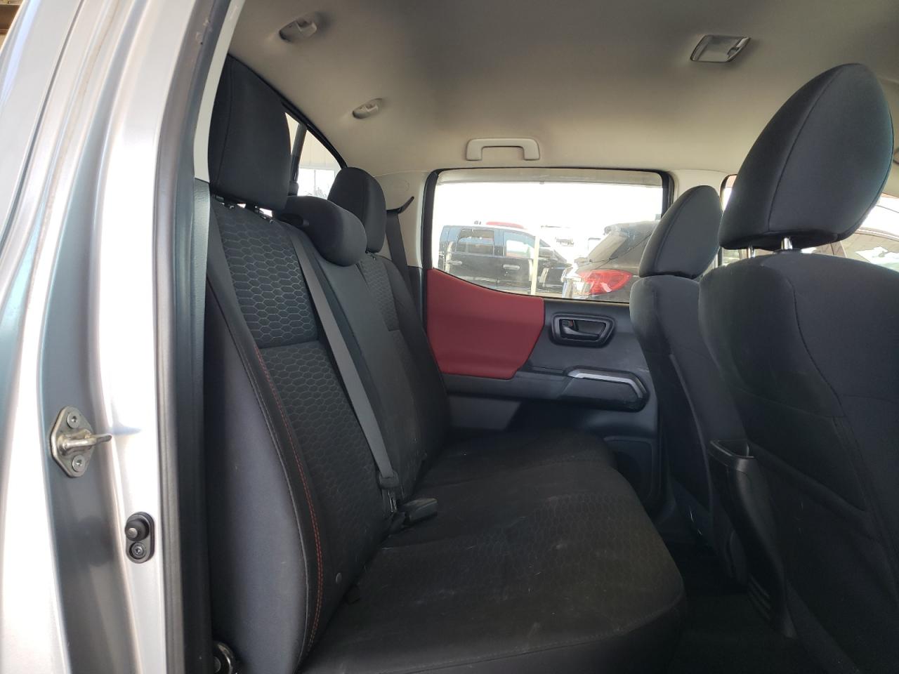 2016 Toyota Tacoma VIN 3TMCZ5AN5GM005969 Copart auction photo, side / front end damage thumbnail 10