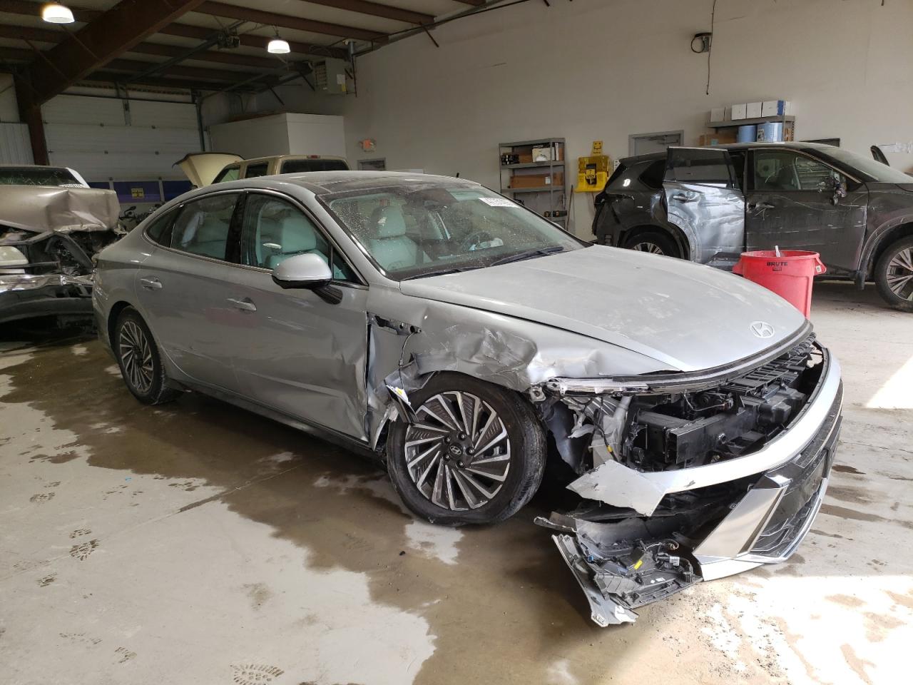 2024 Hyundai Sonata VIN KMHL54JJ0RA088564 Copart auction photo, frame damage / all over damage thumbnail 4