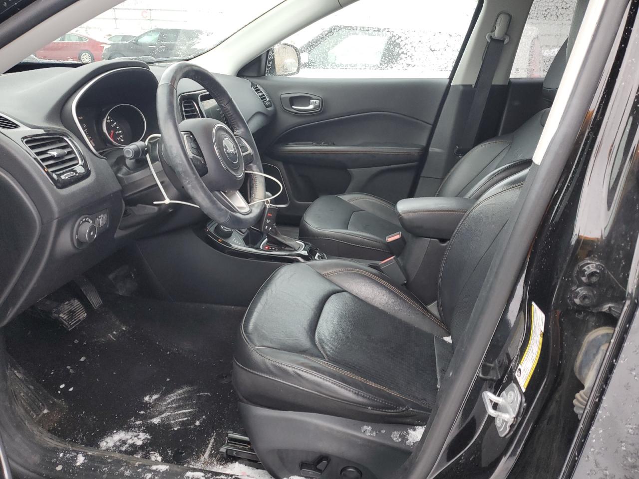 2019 Jeep Compass VIN 3C4NJDCB9KT661359 Copart auction photo, side / front end damage thumbnail 7