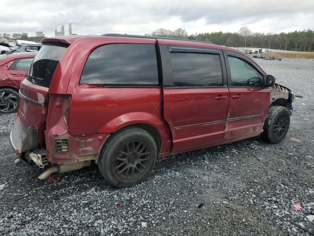 2014 Chrysler Town & Country VIN 2C4RC1BG3ER233771 Copart auction photo, front end / side damage thumbnail 3
