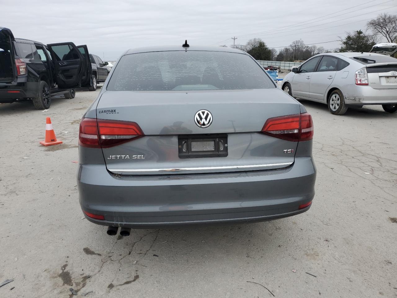 2017 Volkswagen Jetta VIN 3VWL17AJXHM266450 Copart auction photo, side damage thumbnail 6
