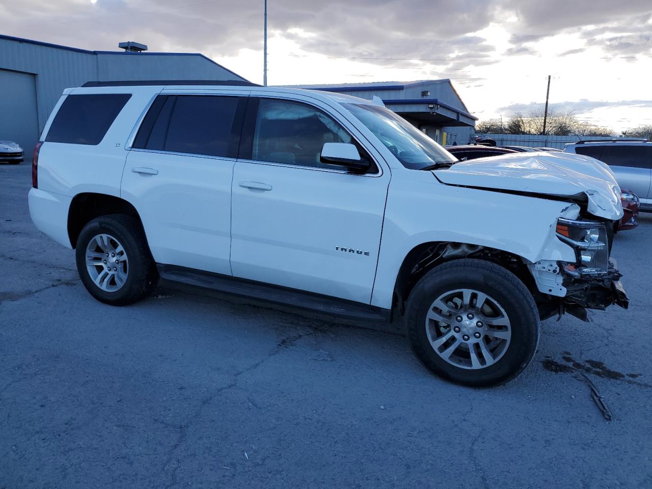 2019 Chevrolet Tahoe VIN 1GNSKBKC0KR123602 Copart auction photo, front end damage thumbnail 4