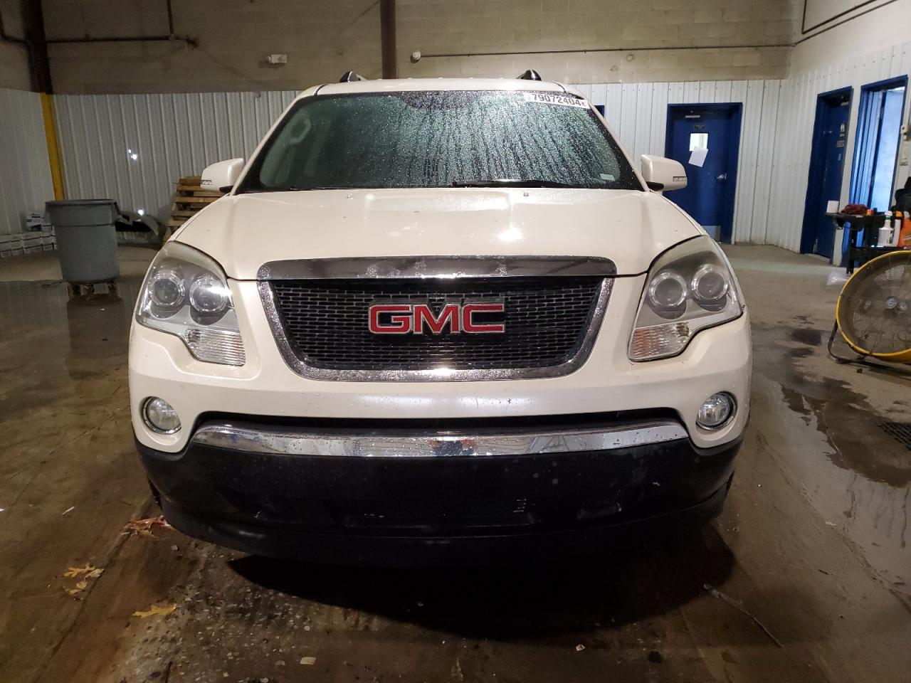 2011 GMC Acadia VIN 1GKKVREDXBJ313536 Copart auction photo, rear end / side damage thumbnail 5