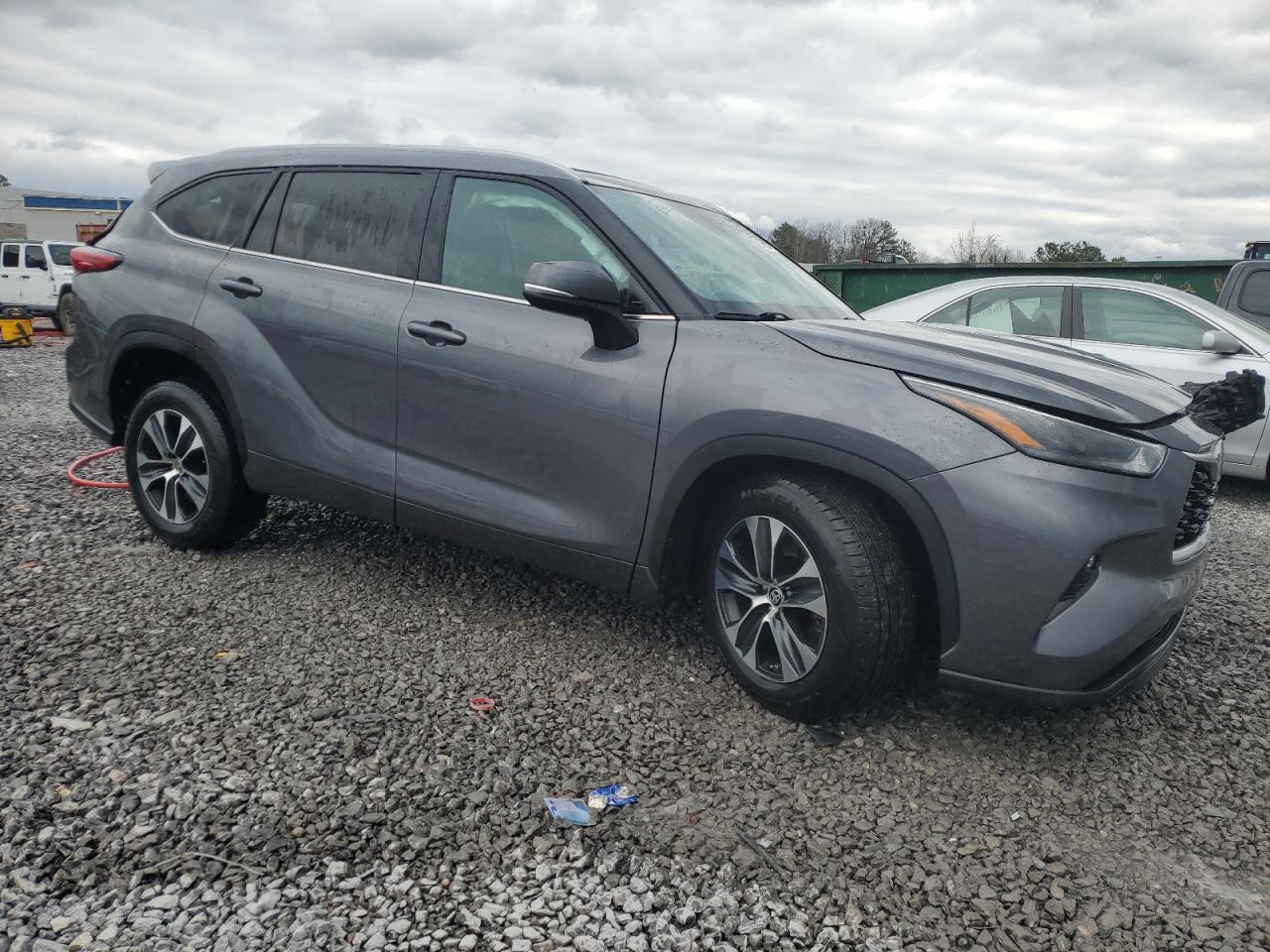 2022 Toyota Highlander VIN 5TDGZRAH5NS114576 Copart auction photo, front end / rear end damage thumbnail 4