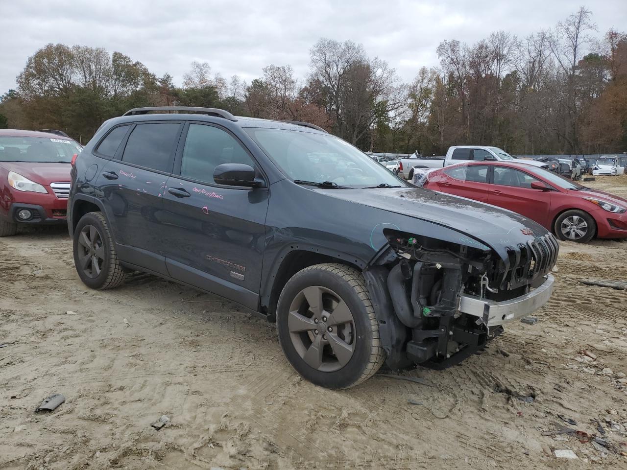 2017 Jeep Grand Cherokee VIN 1C4PJMCS2HW509371 Copart auction photo, front end / minor dent/scratches damage thumbnail 4