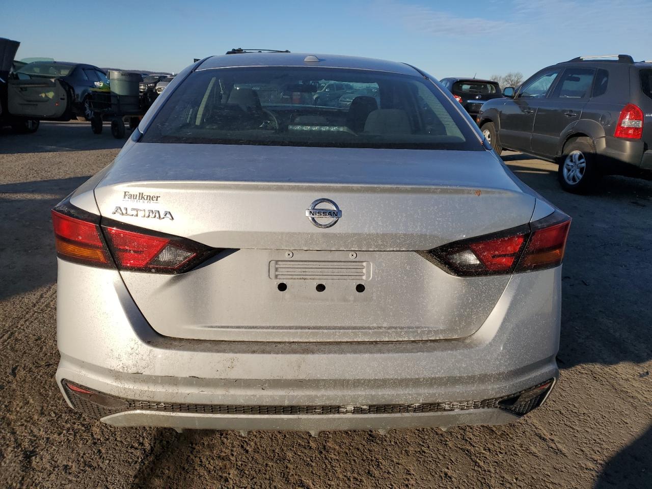2020 Nissan Altima VIN 1N4BL4BV6LC281133 Copart auction photo, front end / side damage thumbnail 6