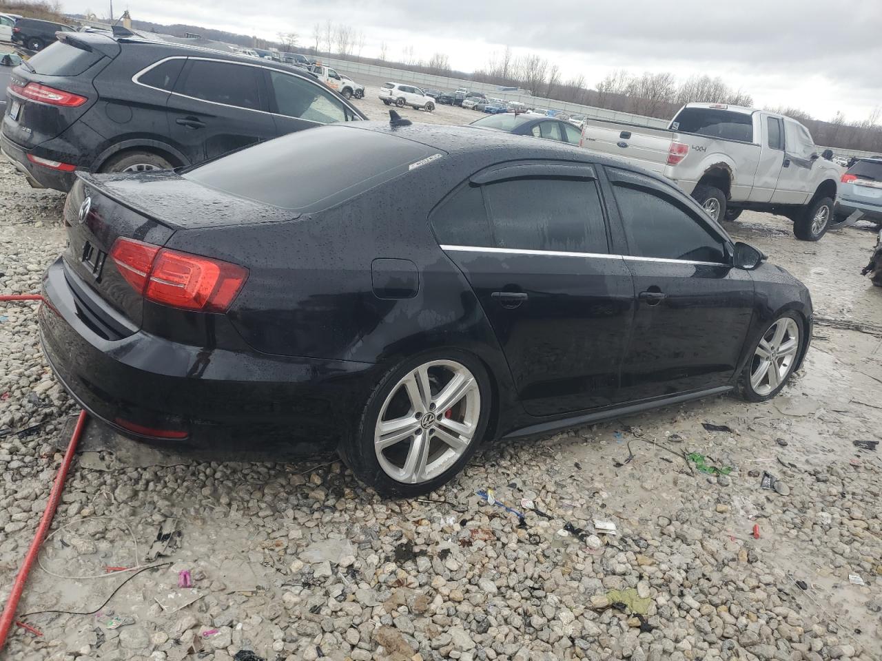 2015 Volkswagen Jetta VIN 3VW4T7AJ0FM232416 Copart auction photo, side / front end damage thumbnail 3