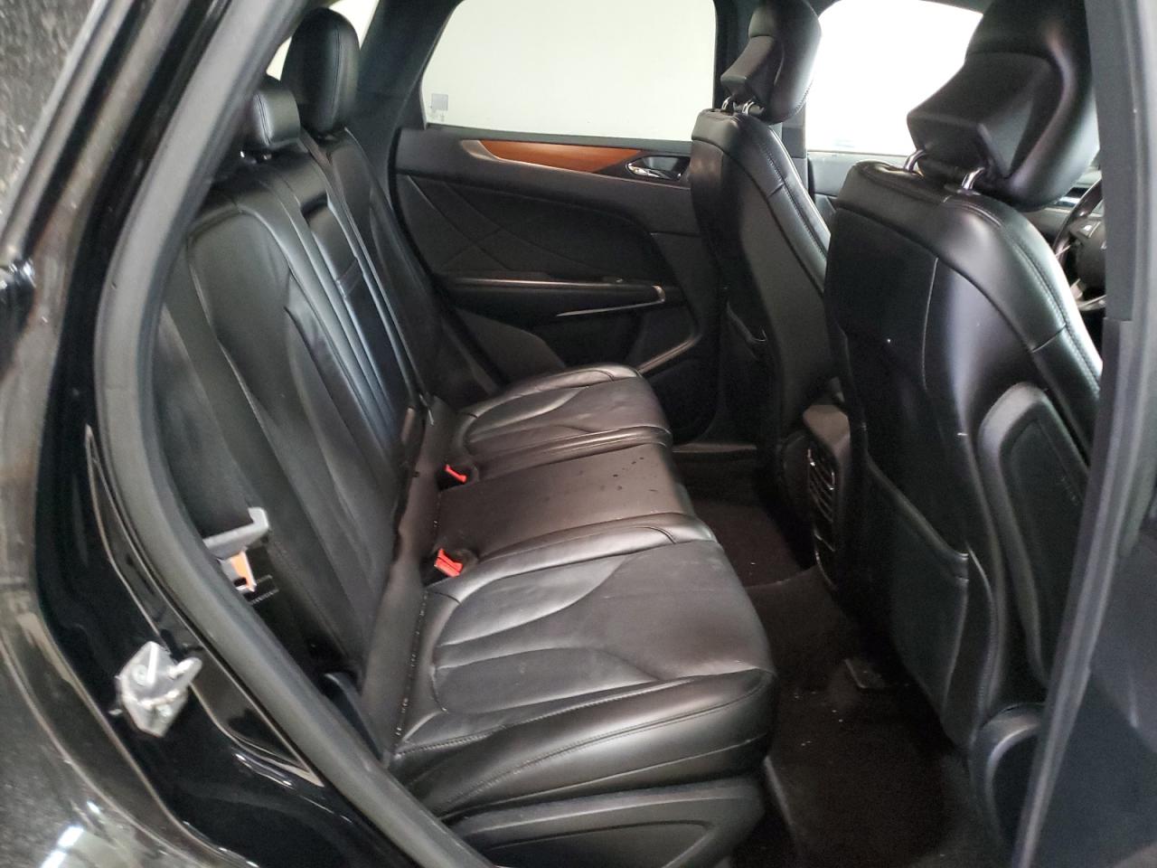 2017 Lincoln MKC VIN 5LMCJ3D98HUL50753 Copart auction photo, rear end / side damage thumbnail 12