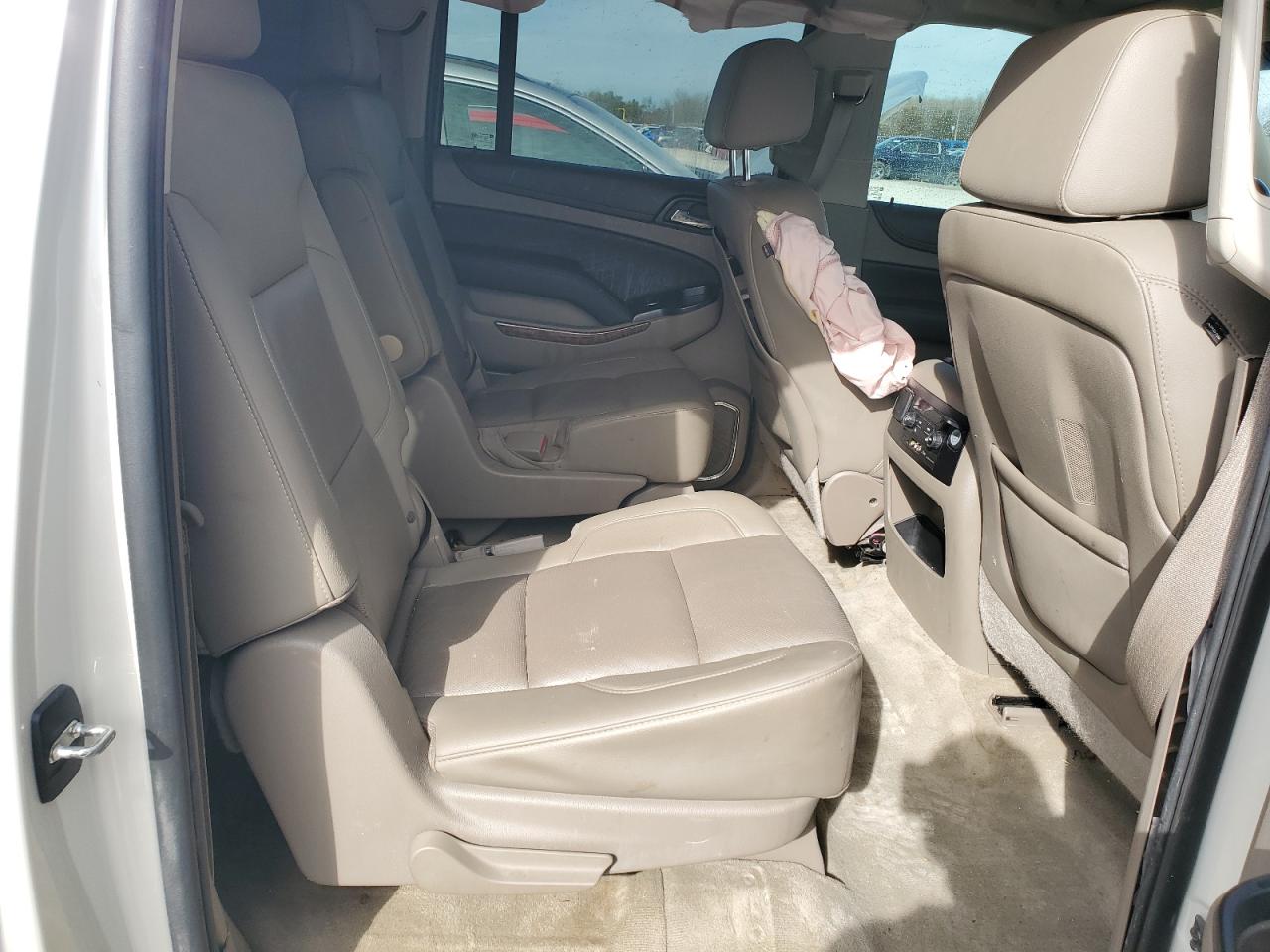 2015 Chevrolet Suburban VIN 1GNSKKKC5FR309853 Copart auction photo, side damage thumbnail 11