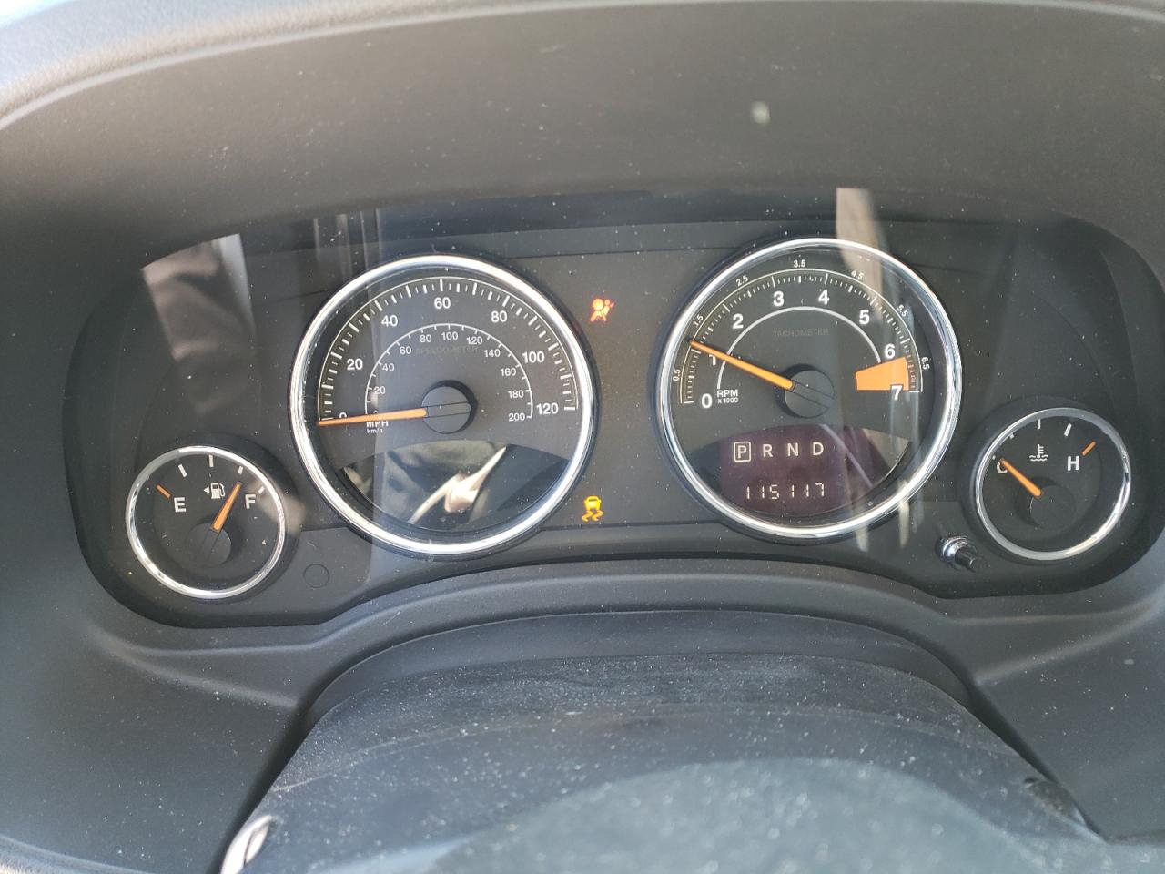 2016 Jeep Compass VIN 1C4NJDEB3GD733585 Copart auction photo, front end / minor dent/scratches damage thumbnail 9