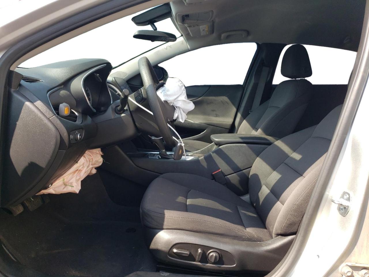 2020 Chevrolet Malibu VIN 1G1ZD5ST9LF003974 Copart auction photo, front end / side damage thumbnail 7