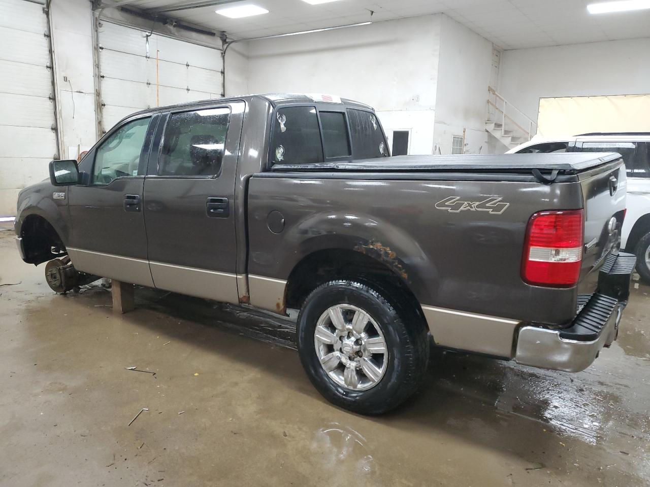 2006 Ford F-150 VIN 1FTPW14546FA39530 Copart auction photo, rear end / side damage thumbnail 2