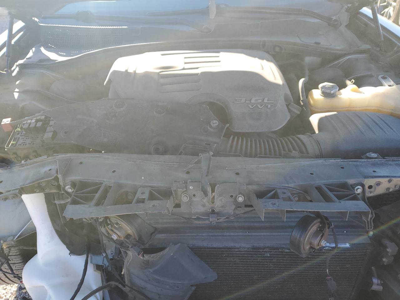 2019 Dodge Charger VIN 2C3CDXBG6KH664102 Copart auction photo, front end damage thumbnail 11