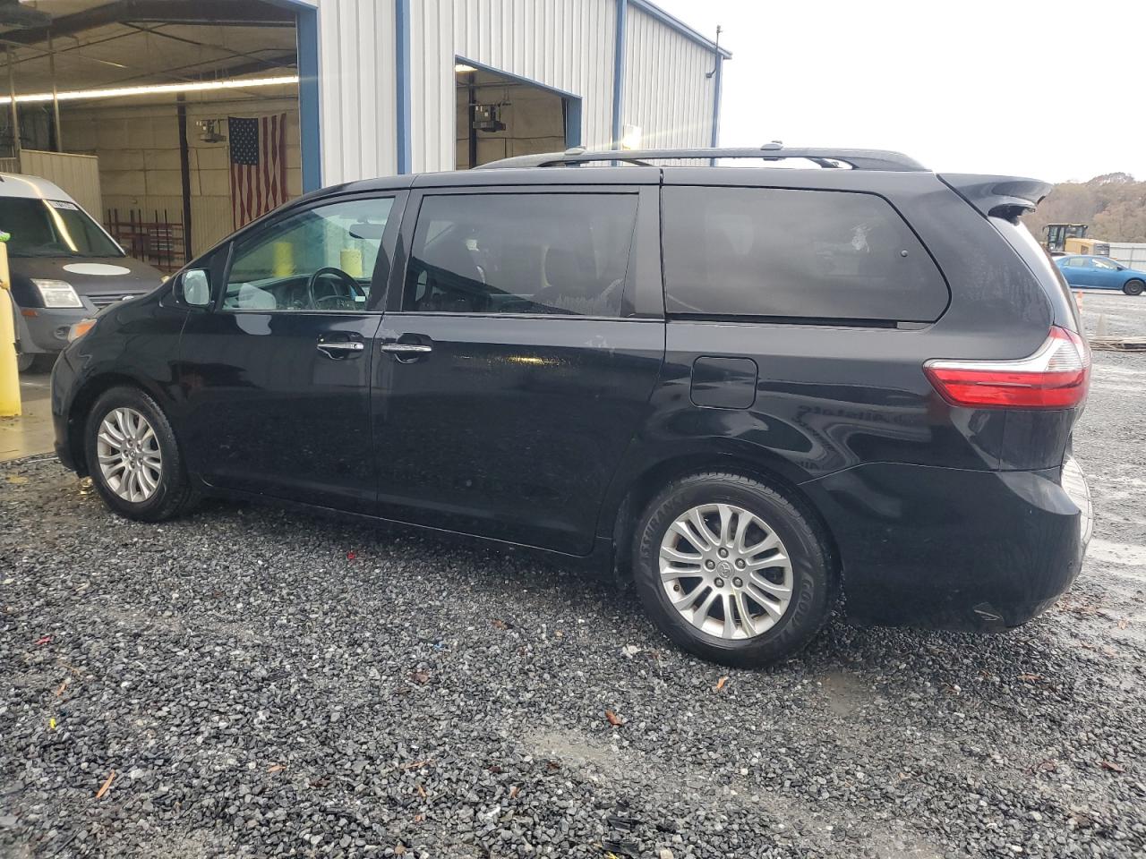 2015 Toyota Sienna VIN 5TDYK3DCXFS651029 Copart auction photo, rear end / side damage thumbnail 2