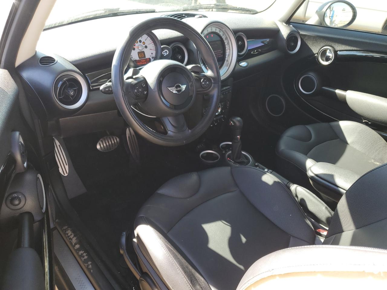 2013 MINI Cooper VIN WMWSV3C58DT391516 Copart auction photo, side / rear end damage thumbnail 8