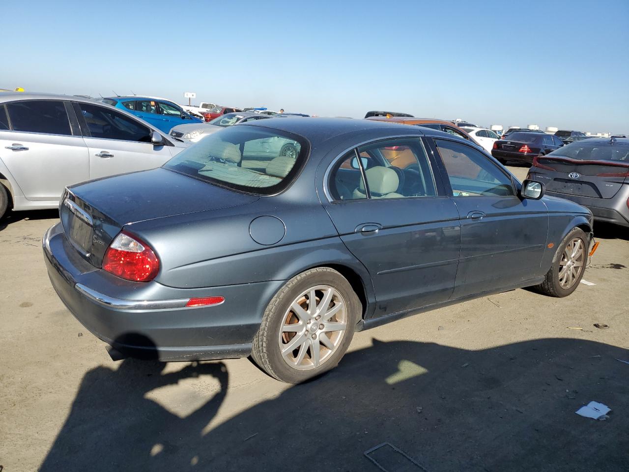 2000 Jaguar S-Type VIN SAJDA01DXYGL69453 Copart auction photo, front end damage thumbnail 3